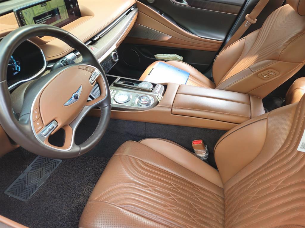 Genesis G80 - Vista 8