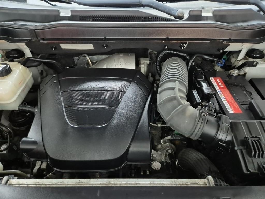Ssangyong Korando - Vista 5