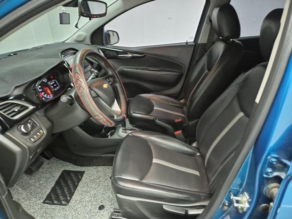 Chevrolet Spark - Vista 11