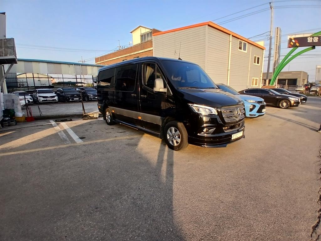 Mercedes Benz Sprinter - Vista 2