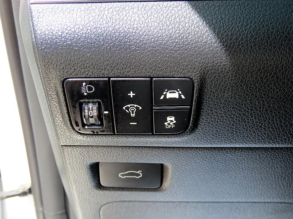 KIA K5 - Vista 12