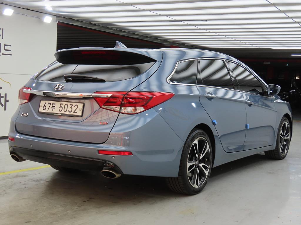 HYUNDAI i40 - Vista 4