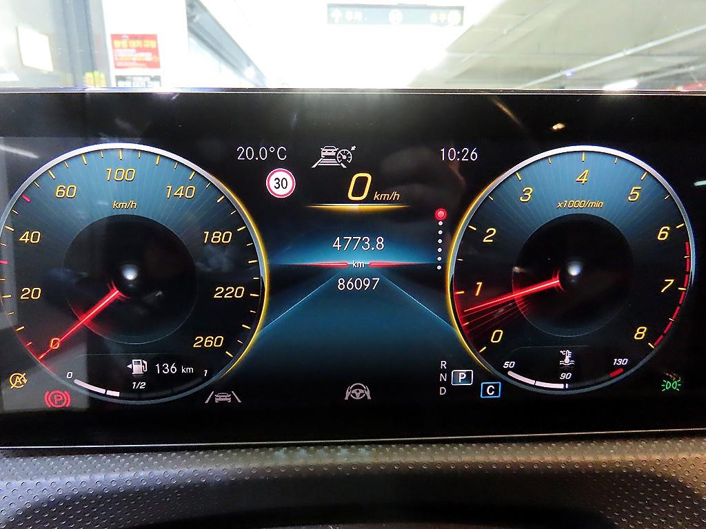 Mercedes Benz CLA Class - Vista 9
