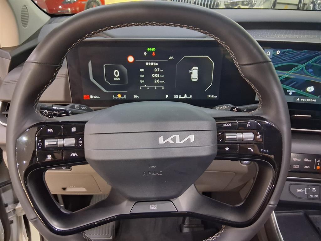 KIA Carnival - Vista 10