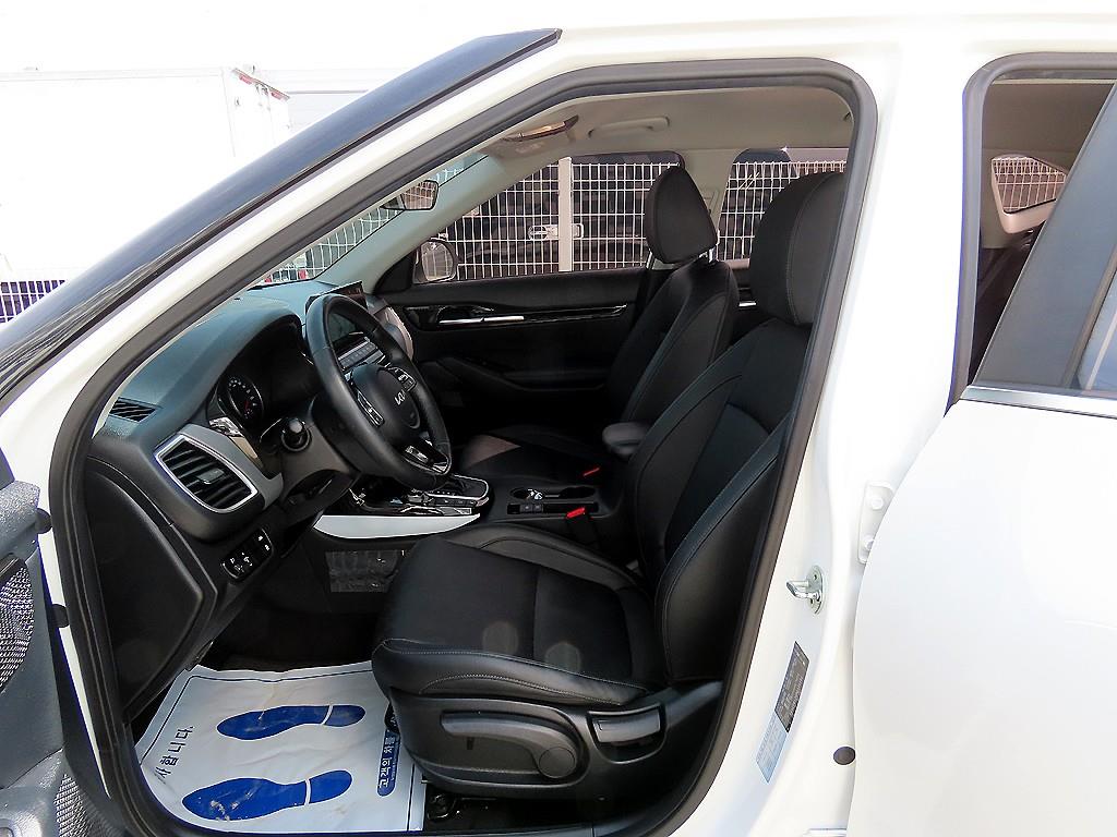 KIA Seltos - Vista 5