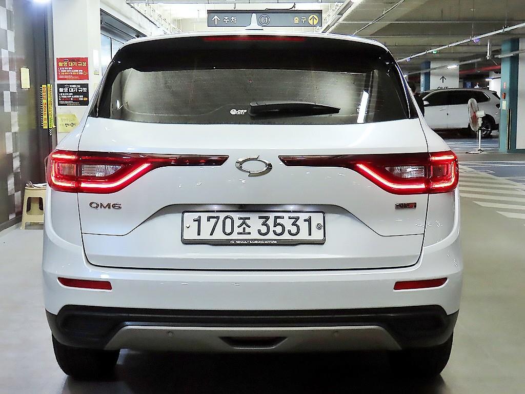 SAMSUNG QM6 - Vista 5