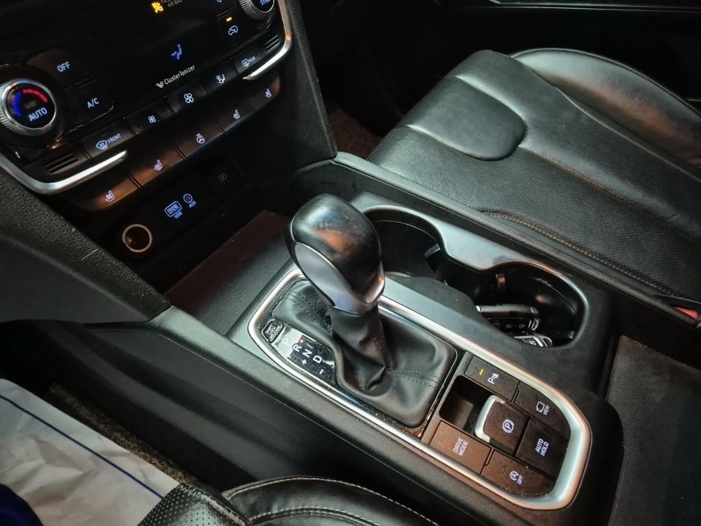 HYUNDAI Santa Fe - Vista 8