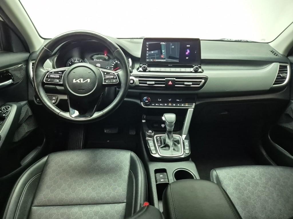 KIA Seltos - Vista 7
