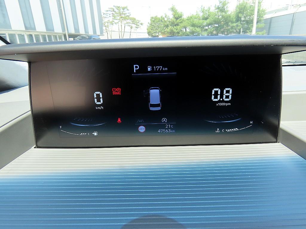 HYUNDAI Staria - Vista 10