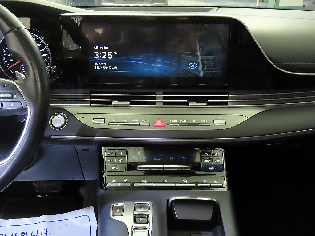 HYUNDAI Grandeur - Vista 11