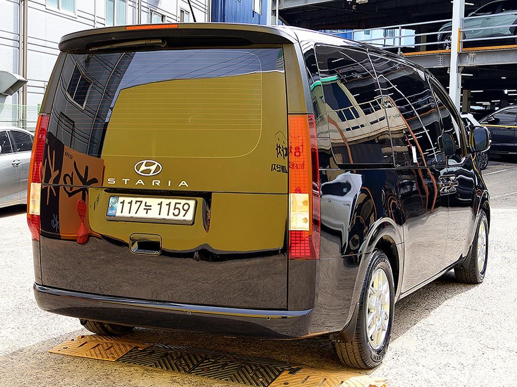 HYUNDAI Staria - Vista 7