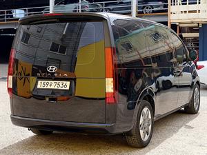 HYUNDAI Staria - Vista 8
