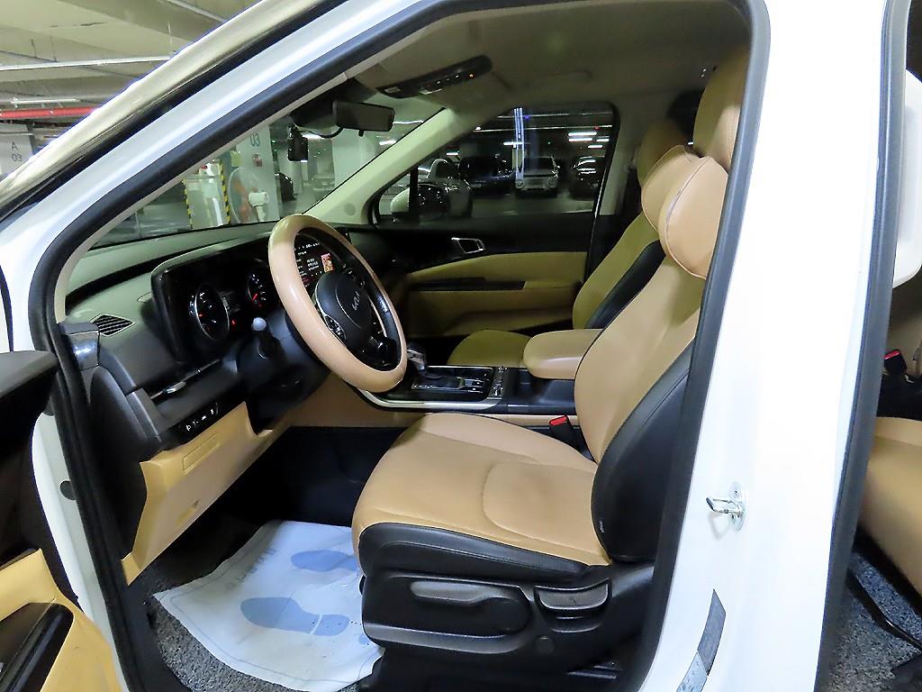 KIA Carnival - Vista 6