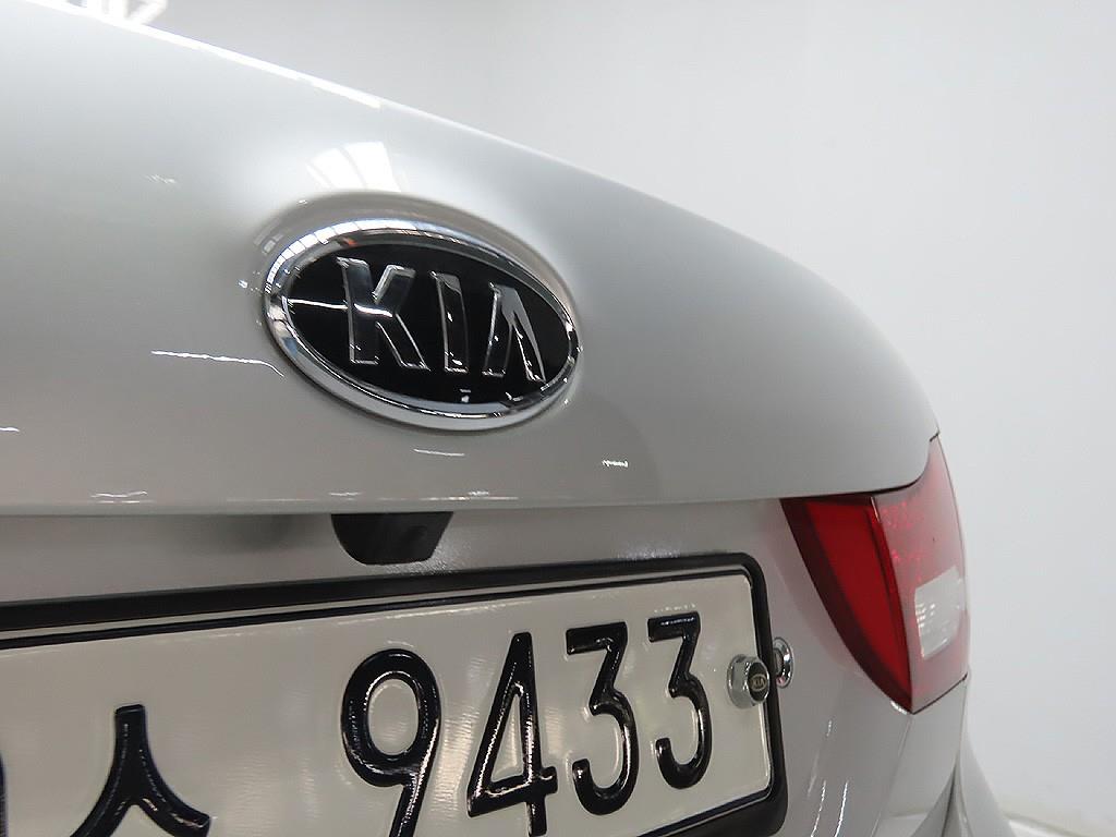 KIA Lotze 2010 Gris - Importación desde Corea - HF Imports Iquique - Foto 9