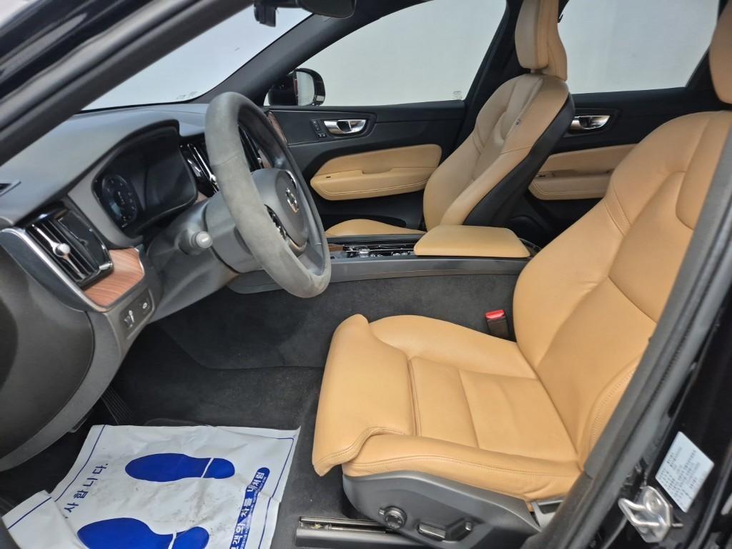 Volvo XC60 - Vista 11