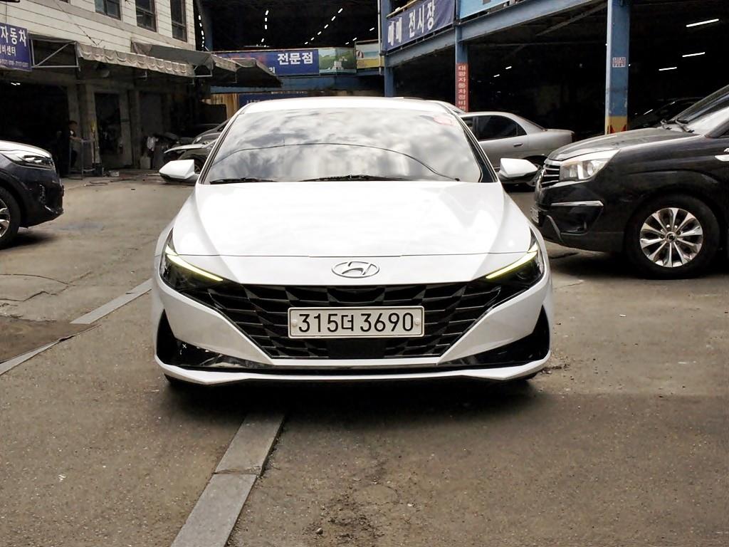 HYUNDAI Avante 2021 Blanco - Importación desde Corea - HF Imports Iquique - Foto 1