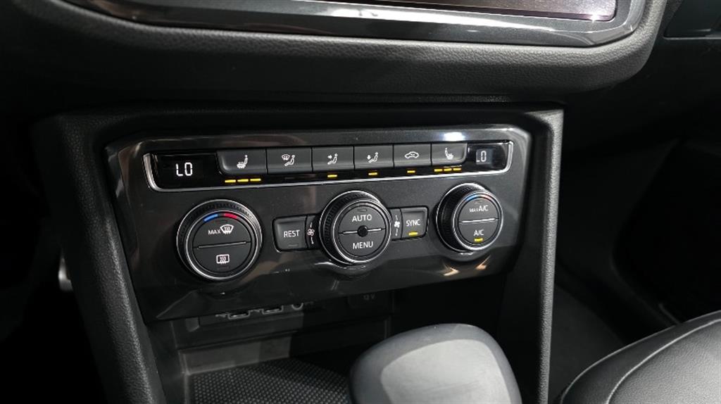 Volkswagen Tiguan 2020 Blanco - Importación desde Corea - HF Imports Iquique - Foto 16