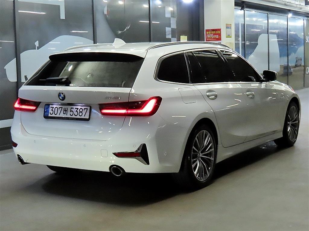 BMW 3 series - Vista 4