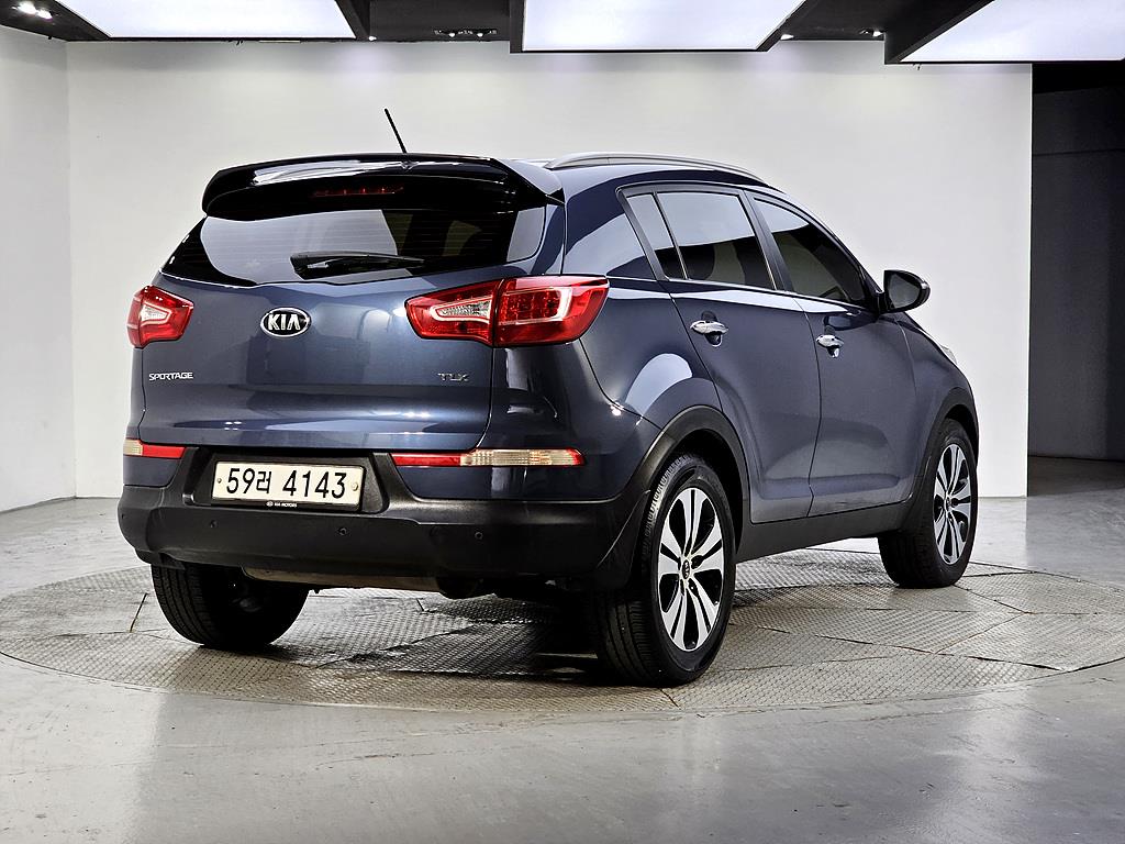 KIA Sportage - Vista 4