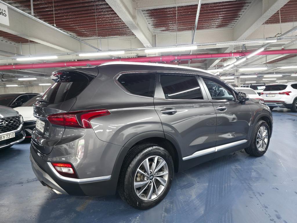 HYUNDAI Santa Fe - Vista 3