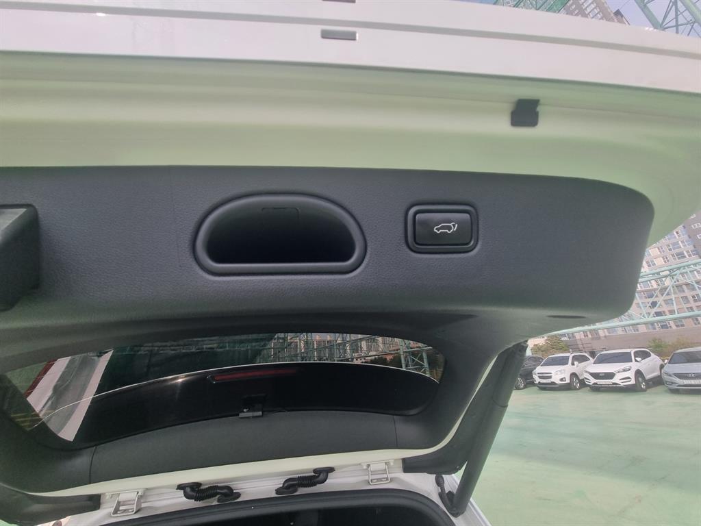 KIA Sportage - Vista 6