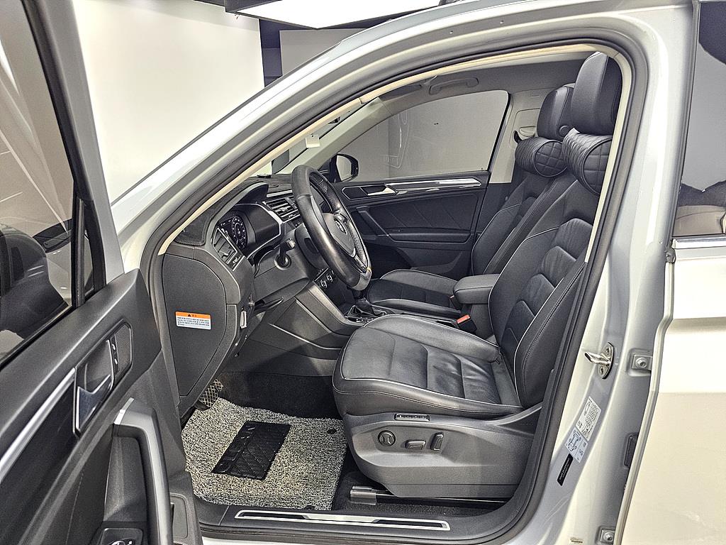 Volkswagen Tiguan - Vista 8