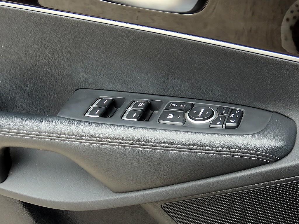 KIA Sorento - Vista 11