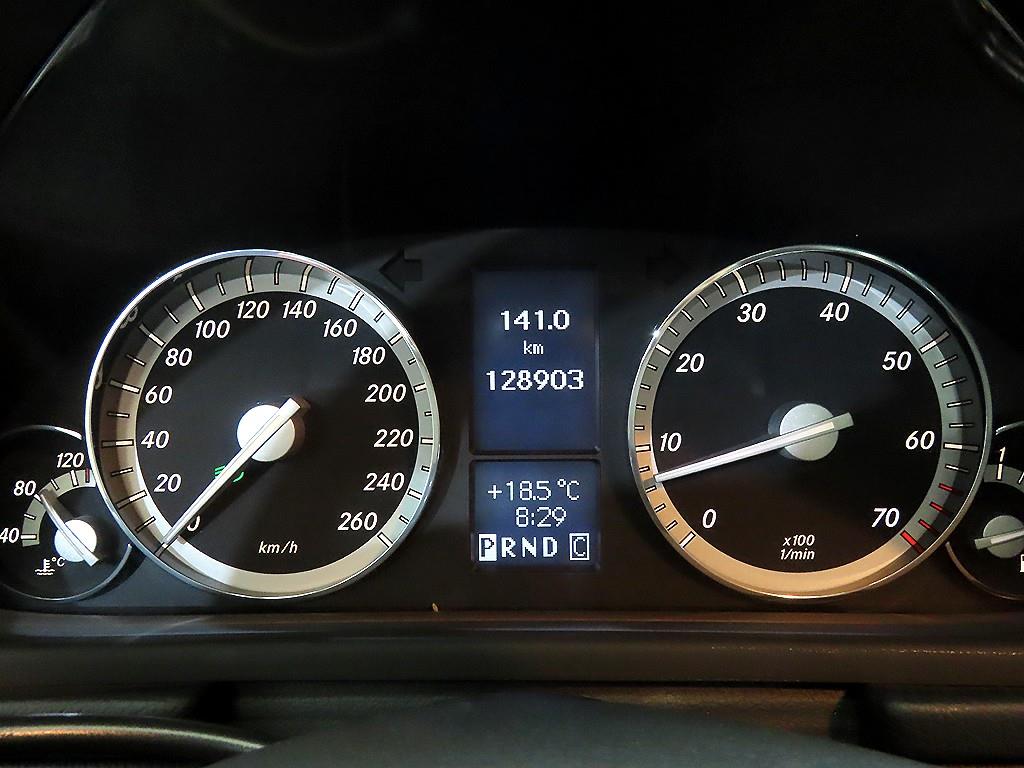 Mercedes Benz C Class - Vista 9