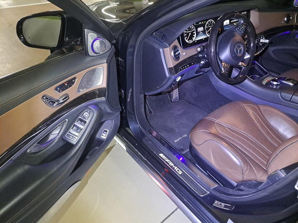 Mercedes Benz S Class - Vista 5