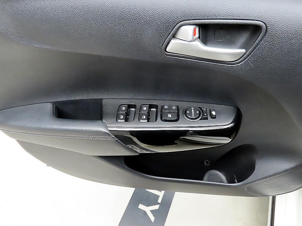 KIA Morning - Vista 11