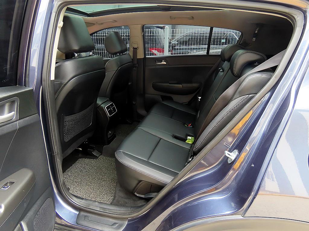 KIA Sportage - Vista 6