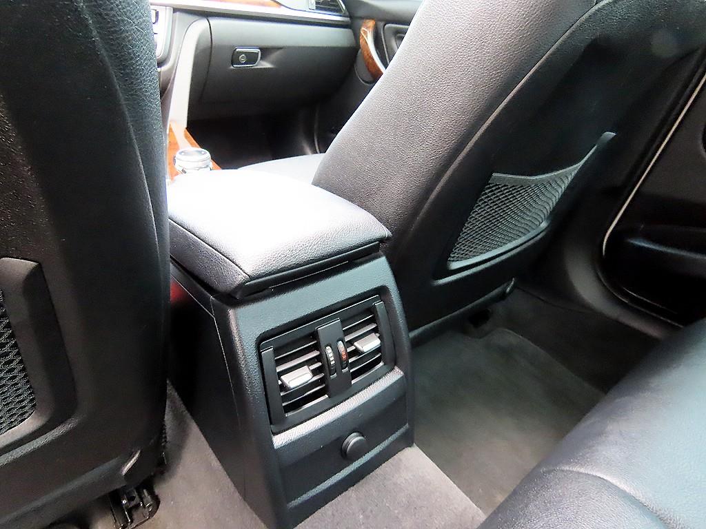 BMW 3 series 2015 Blanco - Importación desde Corea - HF Imports Iquique - Foto 17