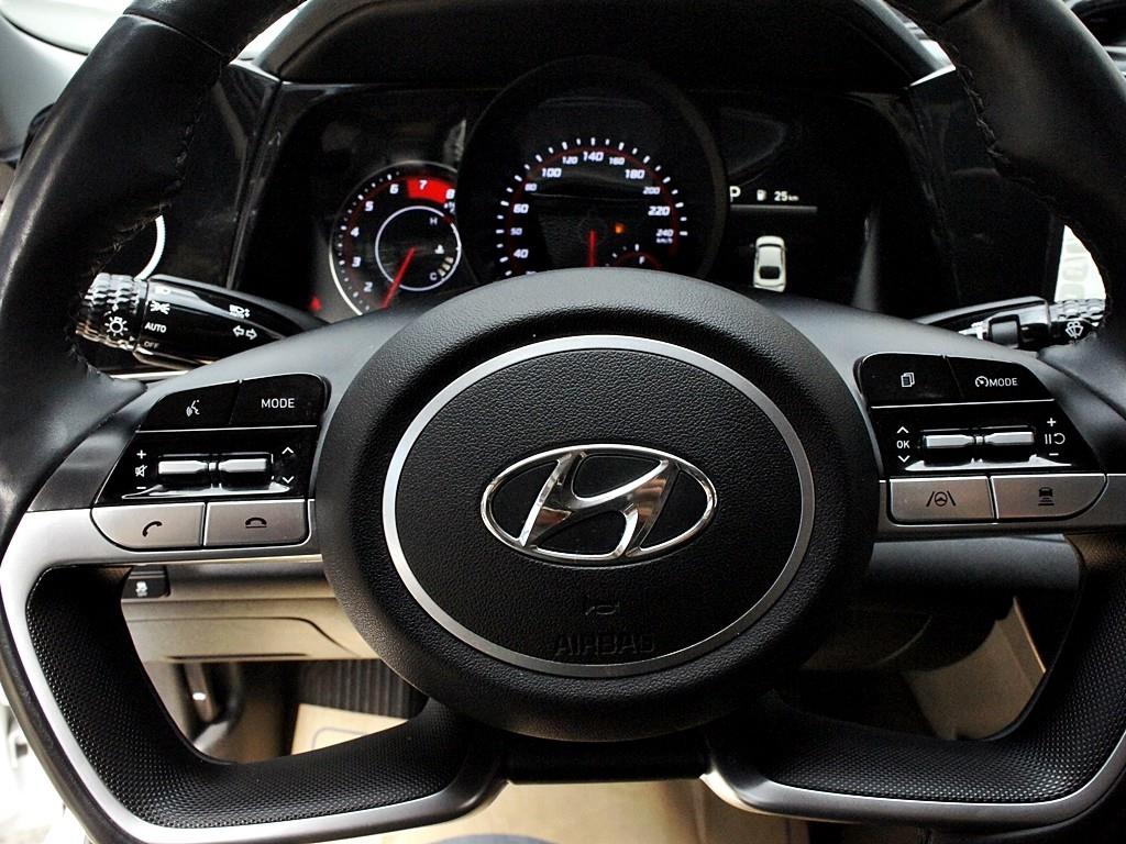 HYUNDAI Avante 2021 Blanco - Importación desde Corea - HF Imports Iquique - Foto 8