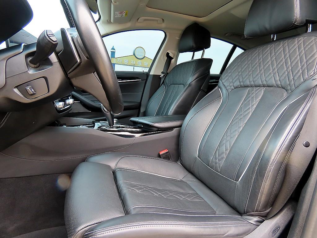 BMW 5 Series - Vista 5