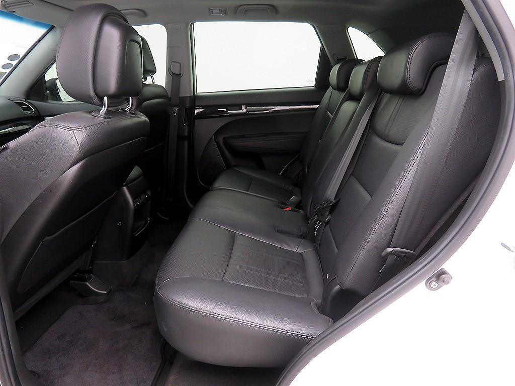 KIA Sorento - Vista 7