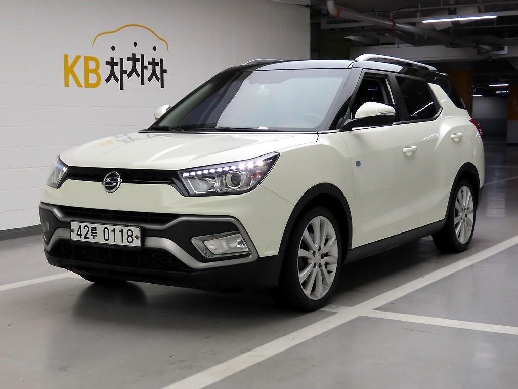 Ssangyong Tivoli - Vista 2
