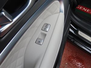 Genesis G70 - Vista 12
