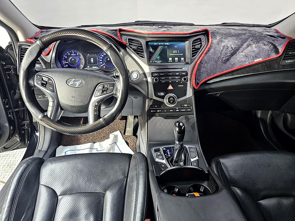 HYUNDAI Grandeur - Vista 5