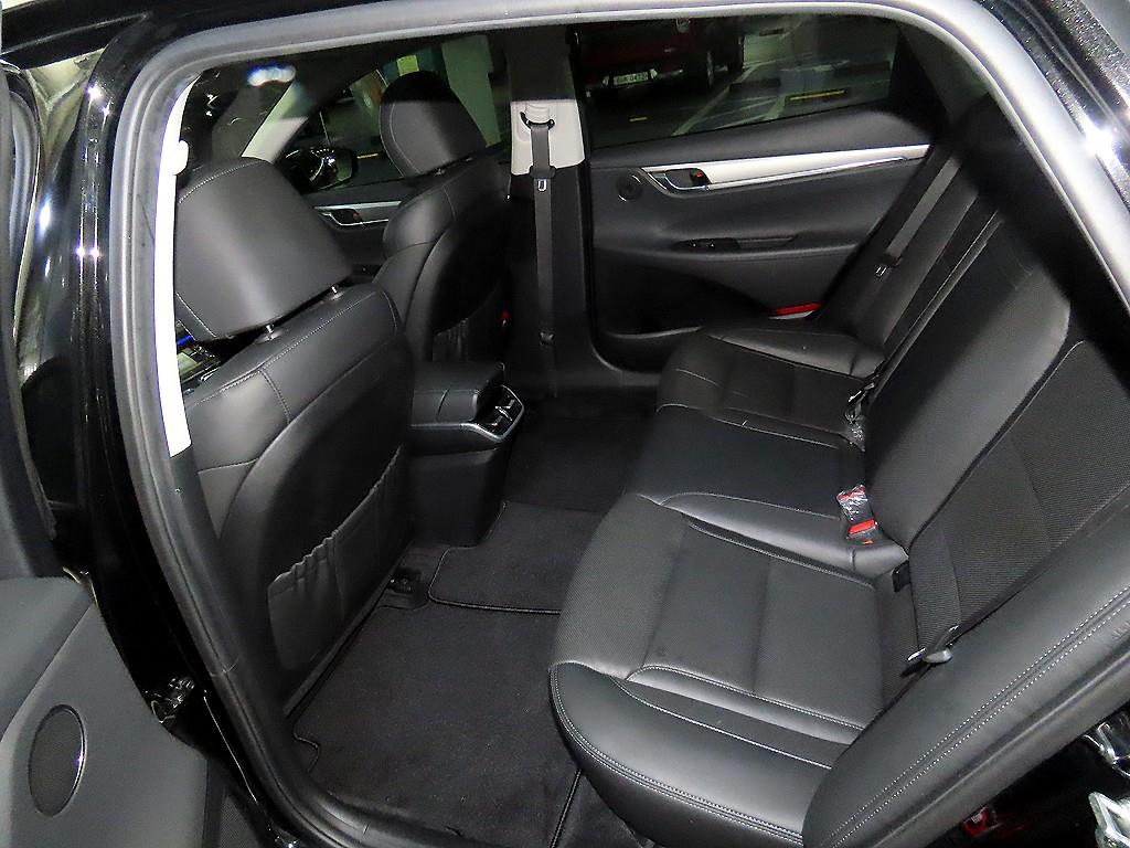 HYUNDAI Grandeur - Vista 7