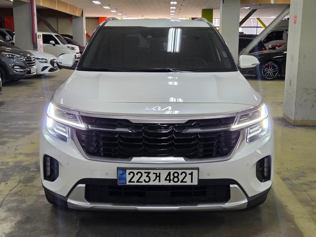 KIA Seltos - Vista 2