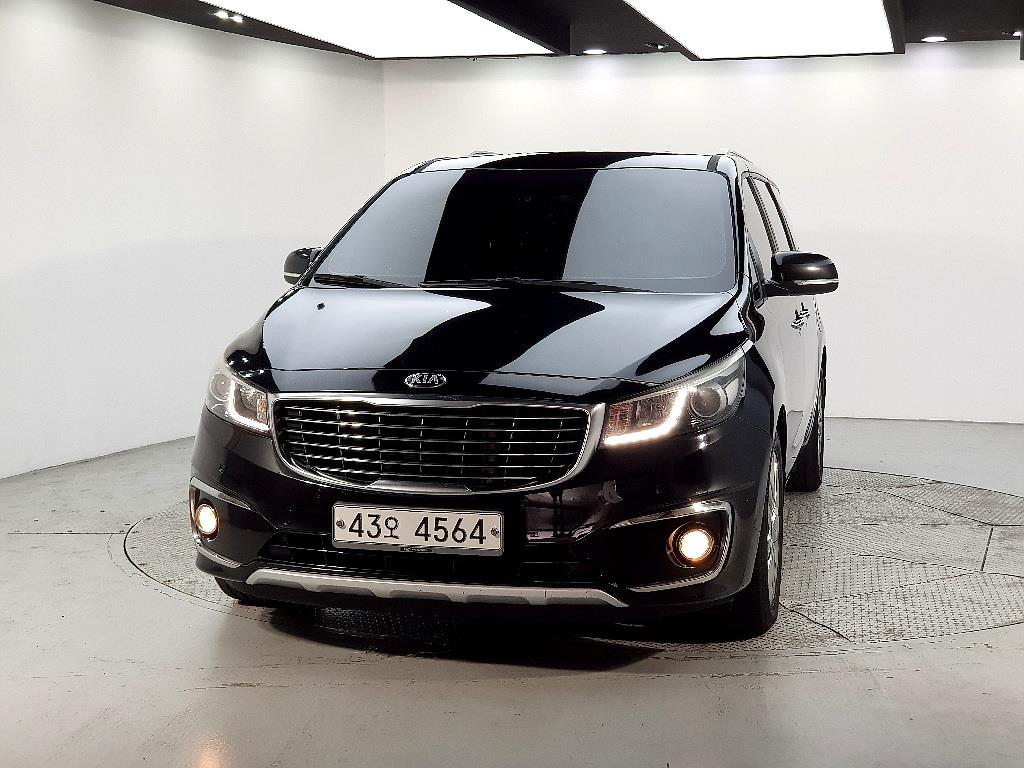 KIA Carnival - Vista 2