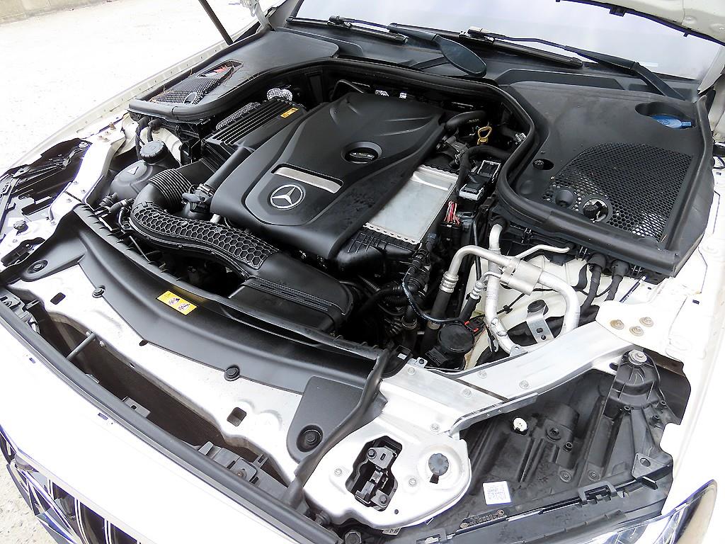 Mercedes Benz E class 2019 Blanco - Importación desde Corea - HF Imports Iquique - Foto 19