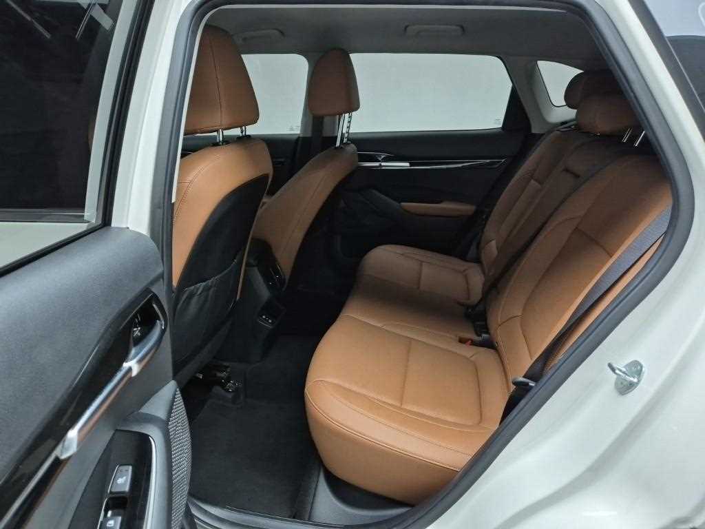 KIA Seltos - Vista 12