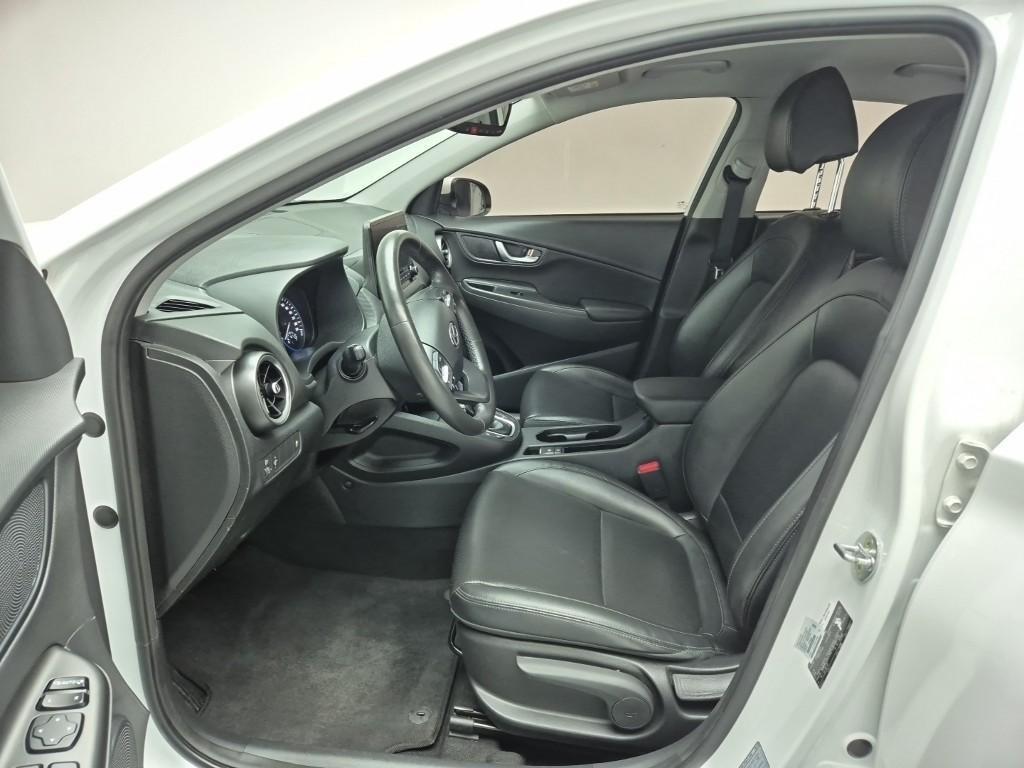 HYUNDAI Kona - Vista 11