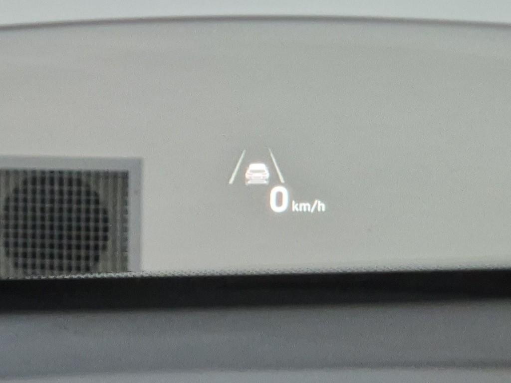 HYUNDAI Kona - Vista 6