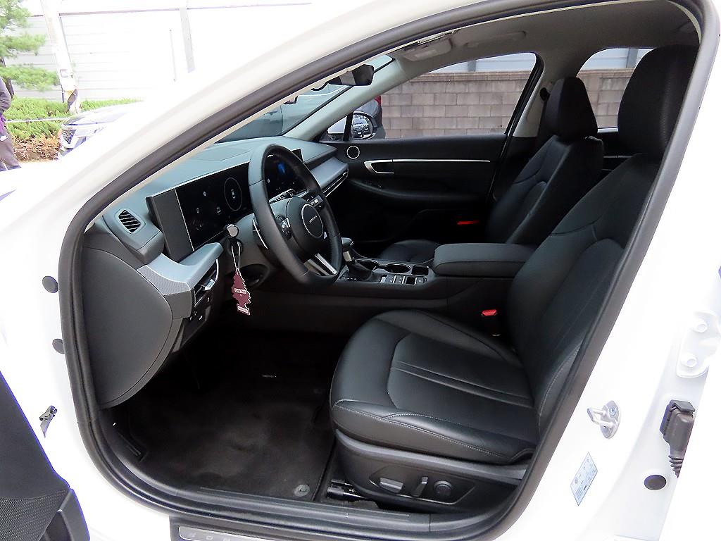 HYUNDAI Sonata - Vista 5