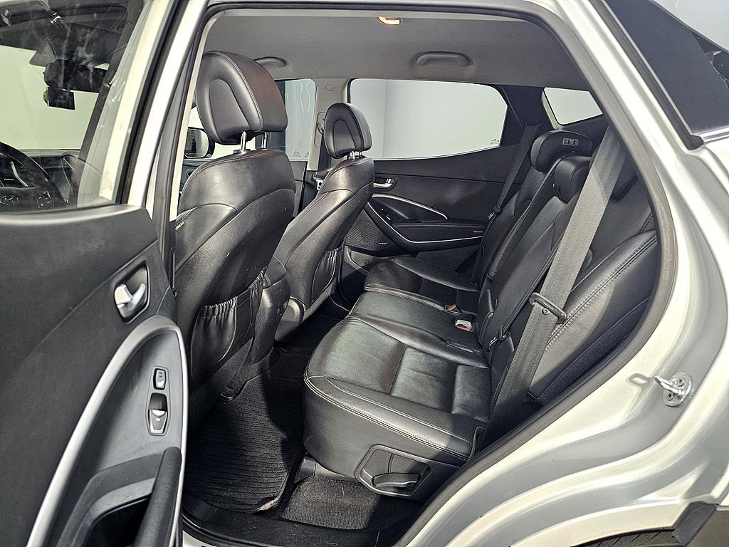 HYUNDAI Santa Fe - Vista 9