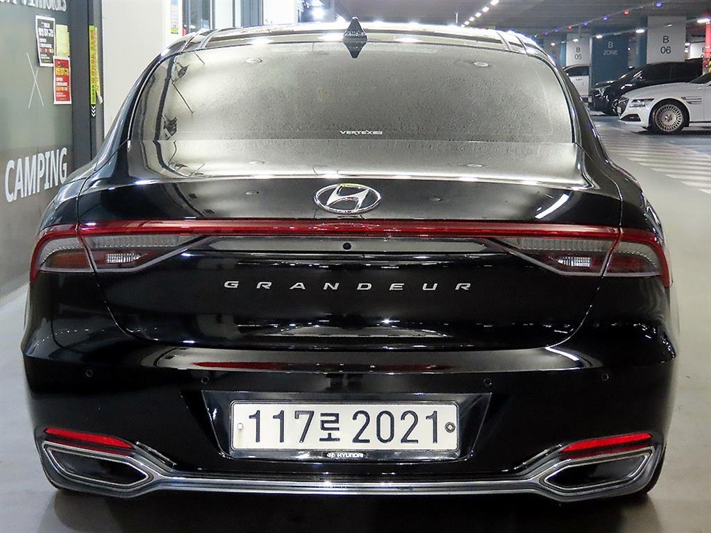 HYUNDAI Grandeur - Vista 5