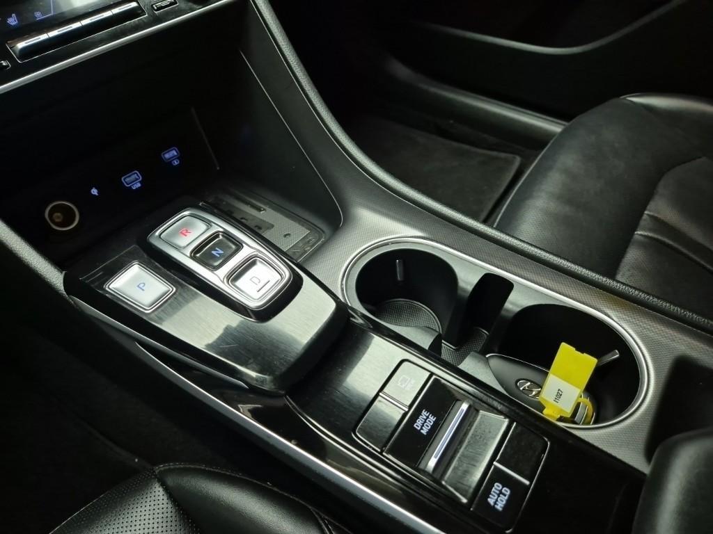 HYUNDAI Sonata - Vista 8