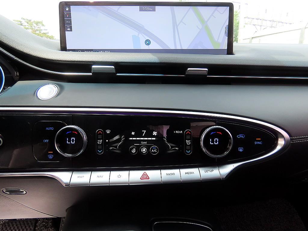 Genesis GV70 2021 Gris - Importación desde Corea - HF Imports Iquique - Foto 13